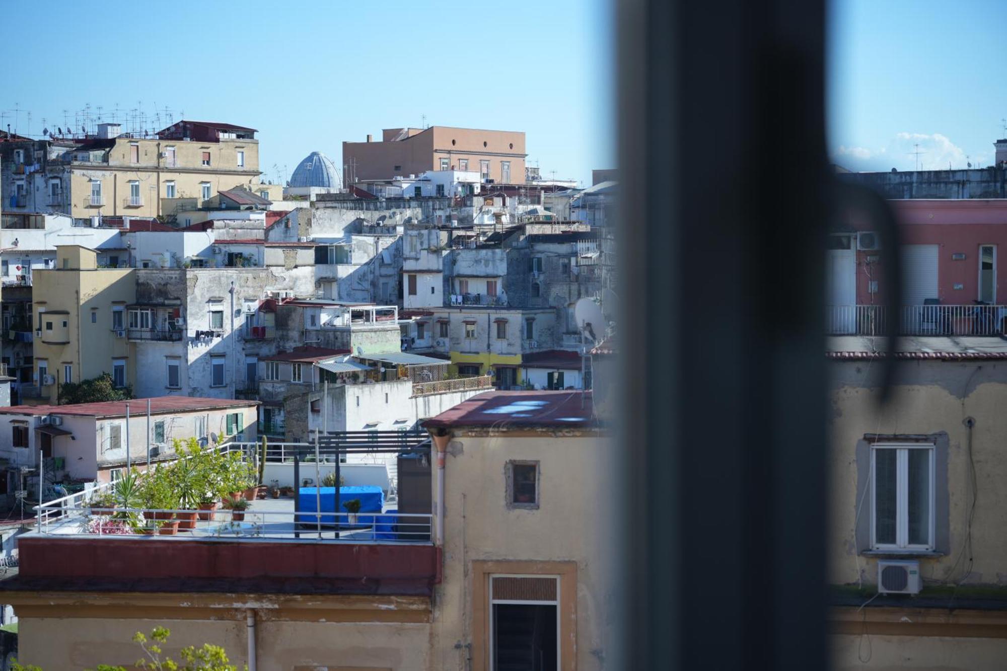 Panorama Vesuvius Affittacamere Guesthouse With Lift Near To Subway In Napoli Center Exterior foto